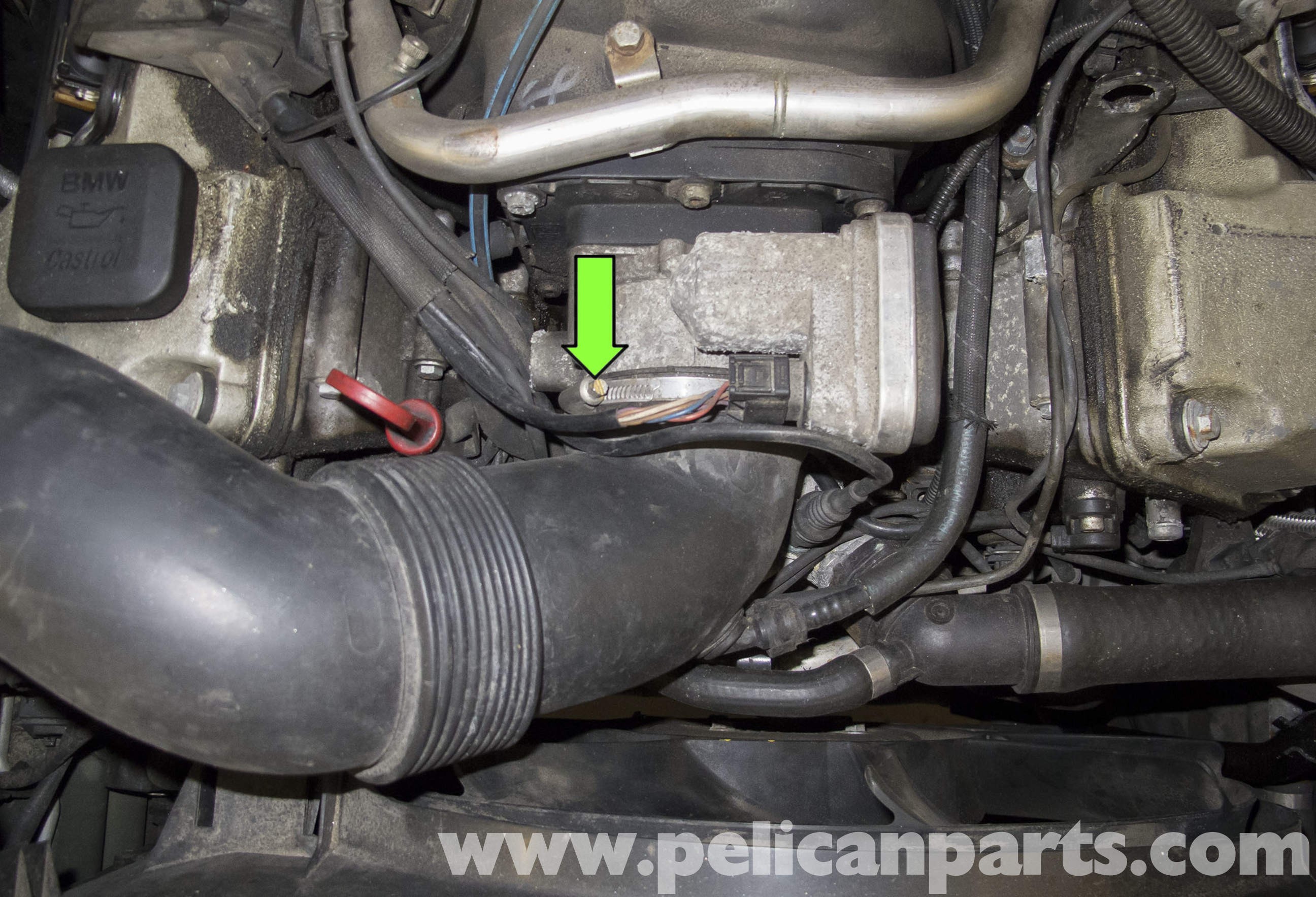 2005 Bmw X5 Engine Diagram Bmw X5 Engine Valley Pan and Coolant Pipes Removal E53 2000 2006 Of 2005 Bmw X5 Engine Diagram