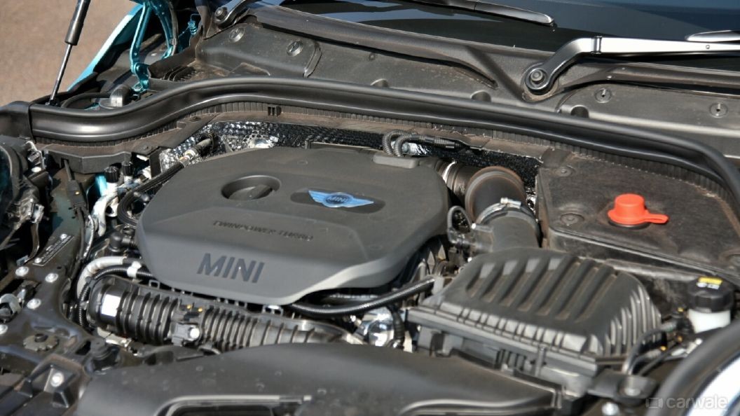 Mini One Engine Bay Mini Cooper Convertible [2016 2018] Mini Cooper S Engine Bay Image Carwale Of Mini One Engine Bay